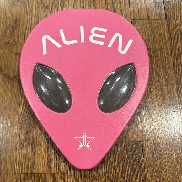 Jeffree Star Cosmetics Alien Palette *discontinued*